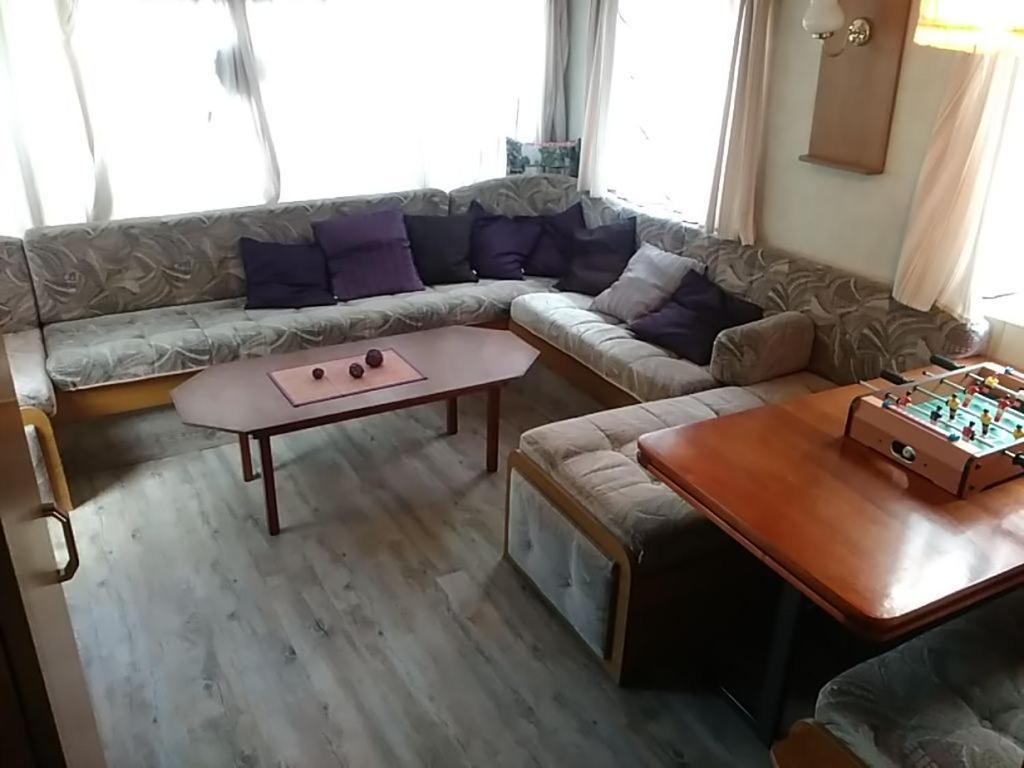 Mobilni Dum U Goldy Otel Česká Skalice Dış mekan fotoğraf