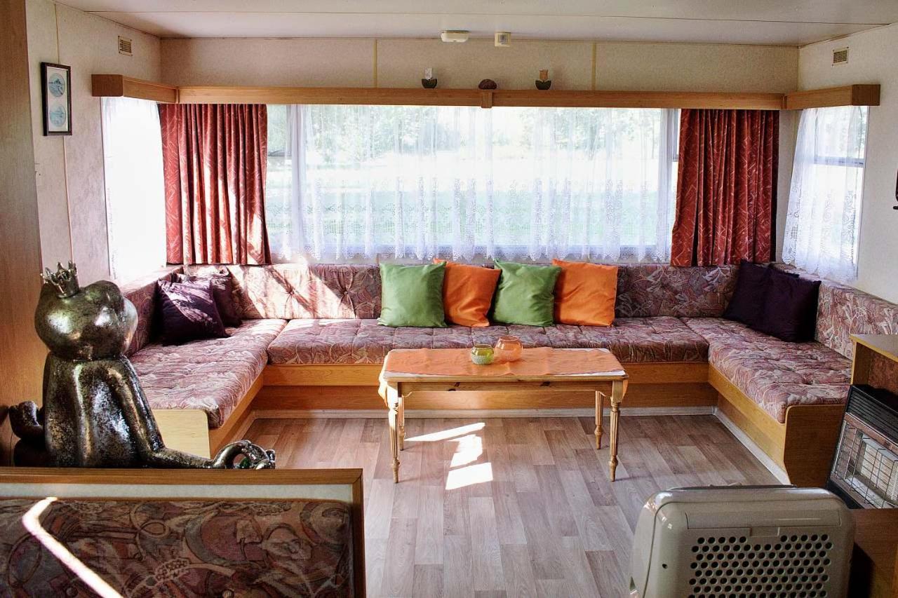 Mobilni Dum U Goldy Otel Česká Skalice Dış mekan fotoğraf
